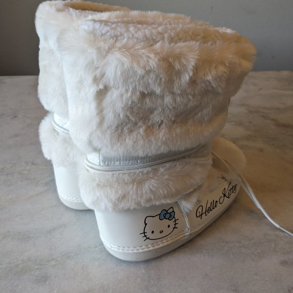 Hello Kitty Faux Fur Boots main image 1
